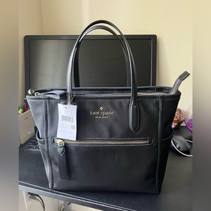 Gorgeous kate spade medium sized tote bag 😍